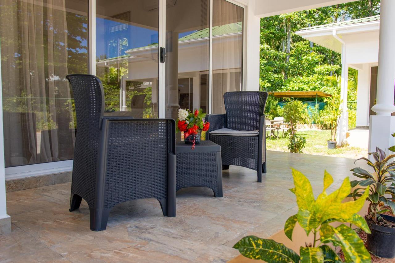 Macmillan'S Holiday Villas Grand Anse  Ngoại thất bức ảnh